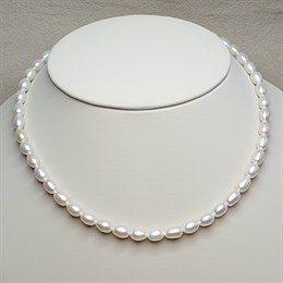 Чокер из жемчуга 