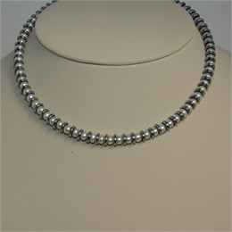 Чокер из жемчуга с гематитом 1976