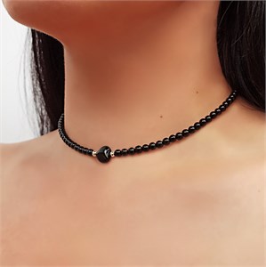 Чокер из черного агата с бусиной - сердечком 01001-023