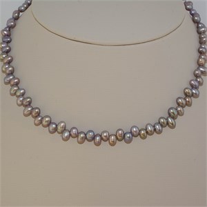 Чокер из серебристо-розового радужного жемчуга 2018